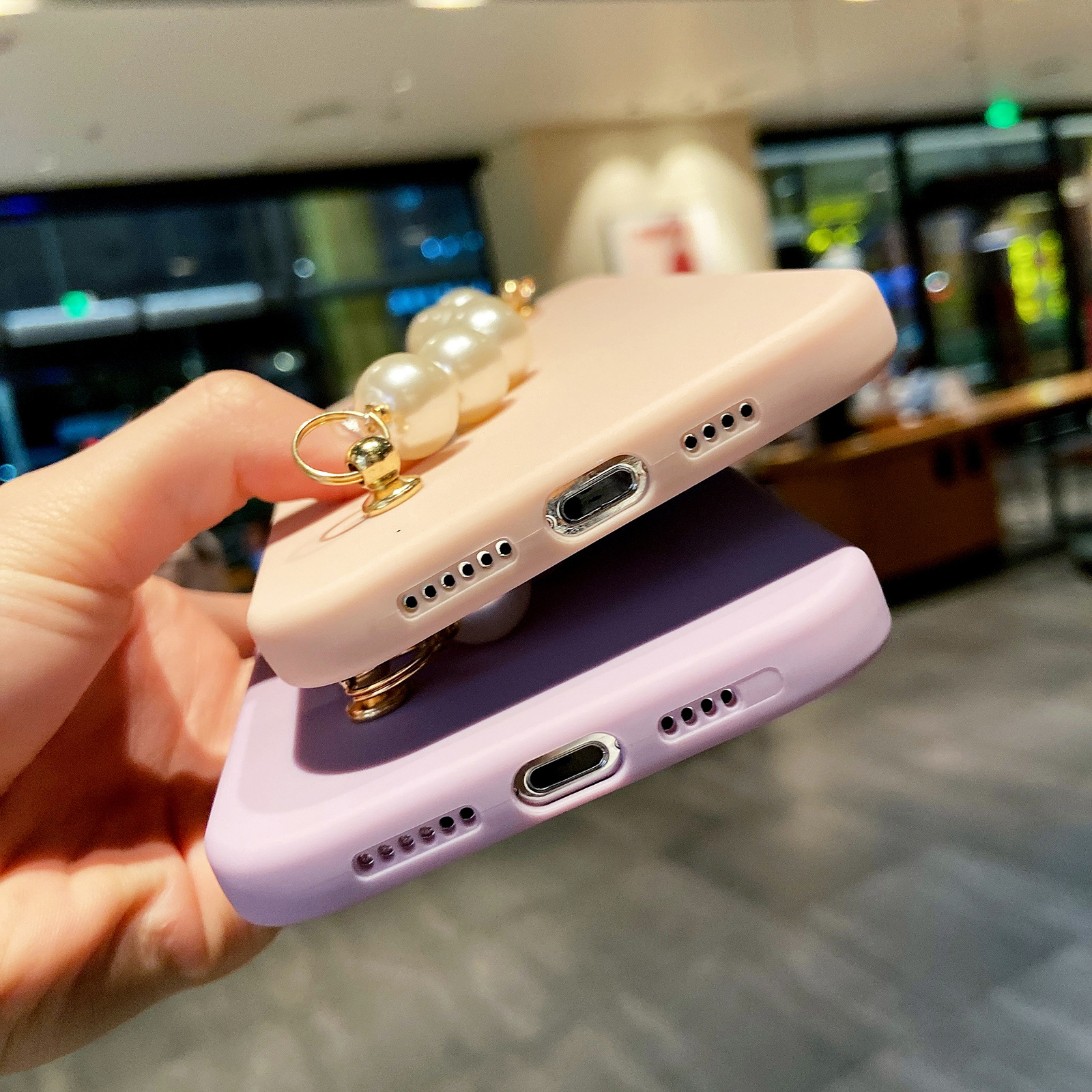 New Electroplating Love Pearl Chain Phone Case