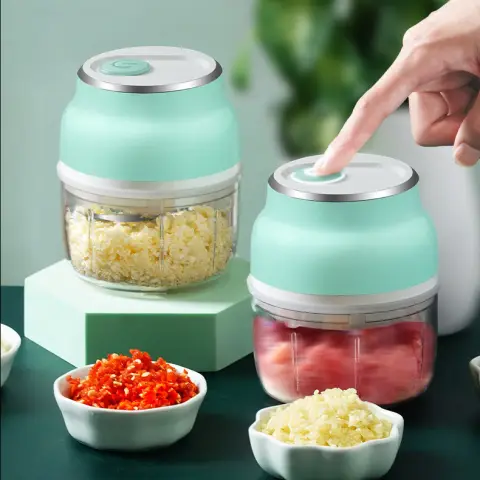 Portable Electric Mini Garlic Cutter Masher Vegetable Fruit Meat