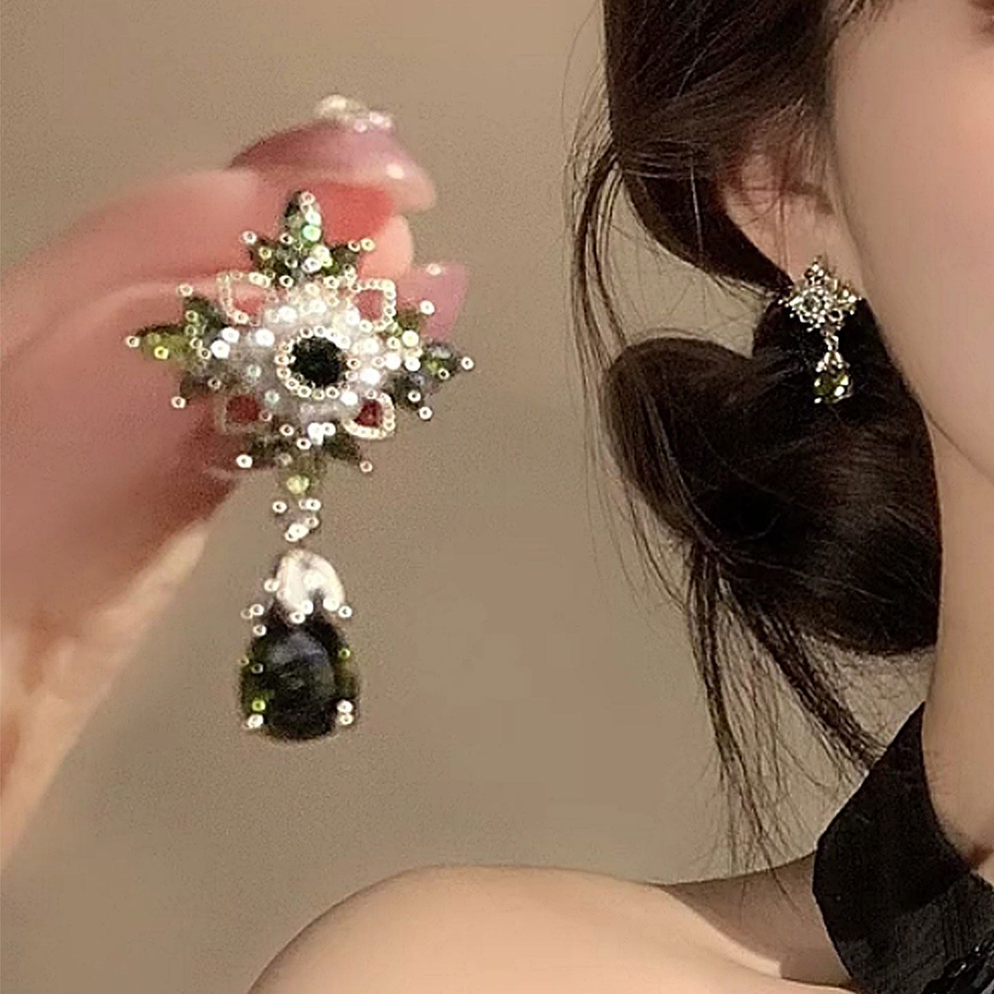 Vintage Exquisite Zircon & Pearl Floral Earrings For Women, Elegant High-End Versatile Teardrop Pendant Stud Ear Jewelry