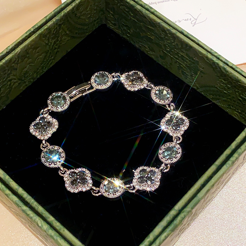 French Style Oval Zircon Bracelet Hypoallergenic Sweet Bangle Tarnish Free Wrist Jewelry