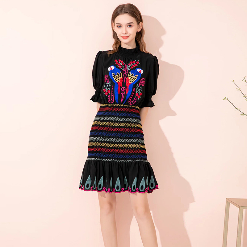 Embroidered Lace Wrapping Fungus Edge Elastic Waist Solid Color Dress