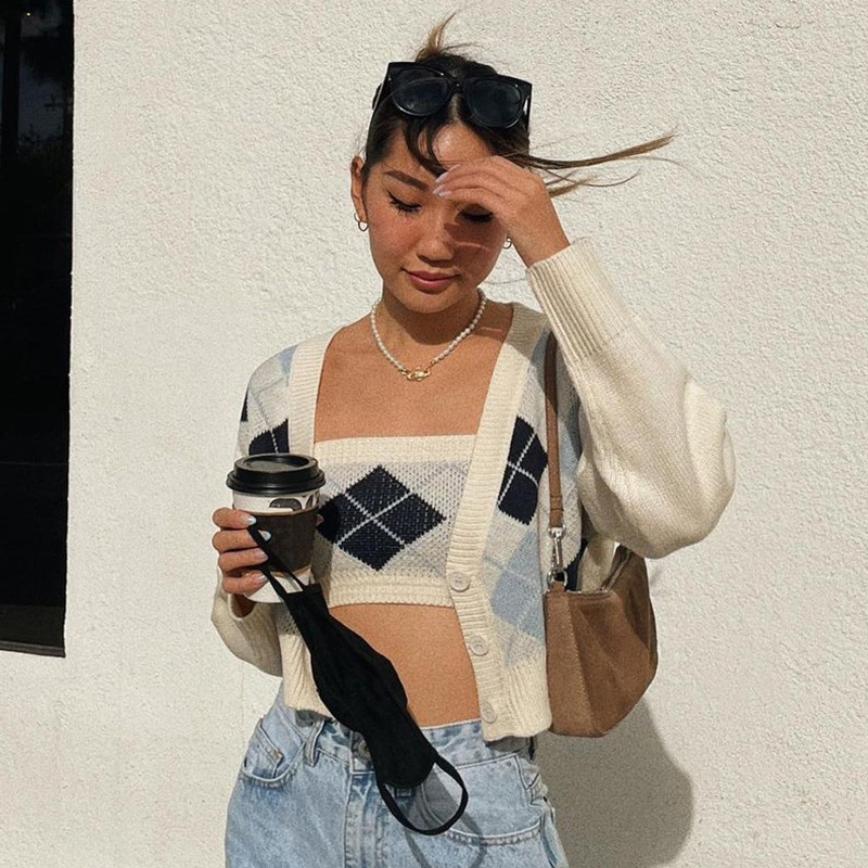 Long Sleeved Plaid Knitted Cardigan Wrap Chest Two Piece Set