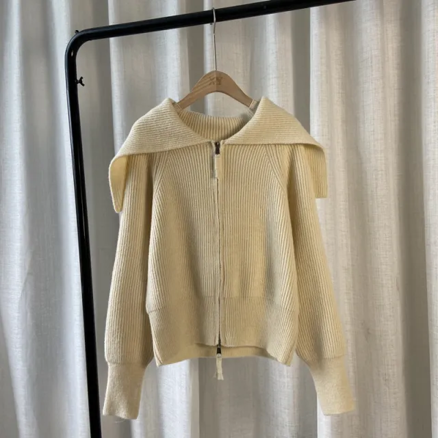 The New Lapel Short Dongdaemun Solid Color Zipper Knitted Cardigan Long sleeved Blouse Jacket Women Beige - Shop at LoveMi