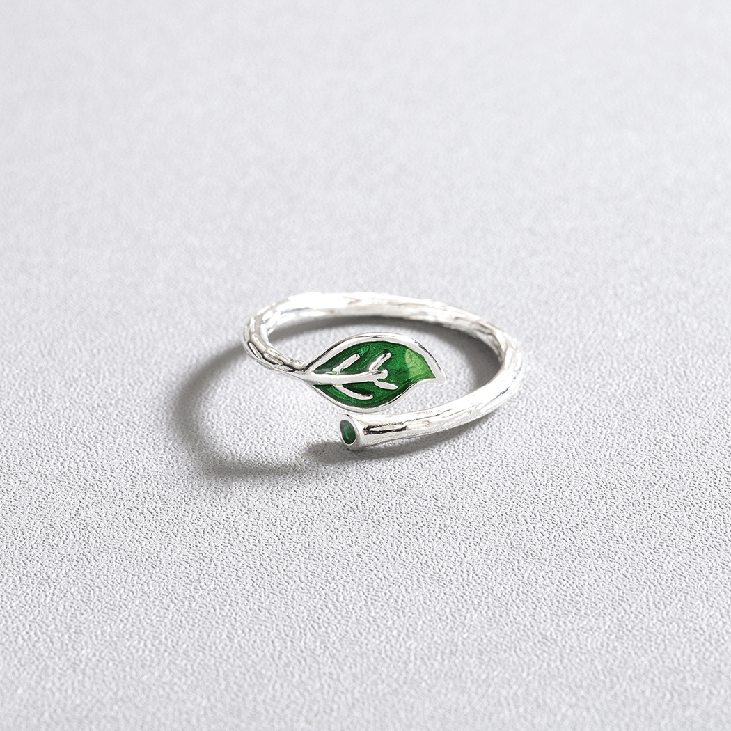 Title 2, Fashion Twig Green Leaf Ring for women. Natural...