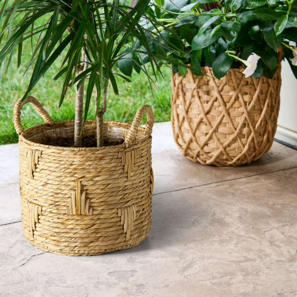 12in Round Bulrush Basket Planter