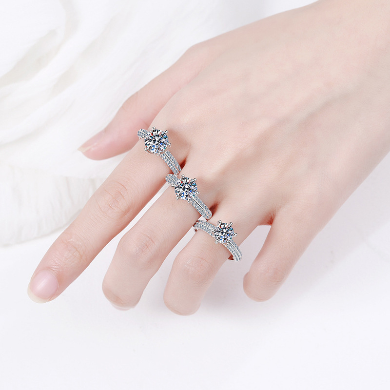 S925 Pure Silver Platinum Plated Moissanite Ring