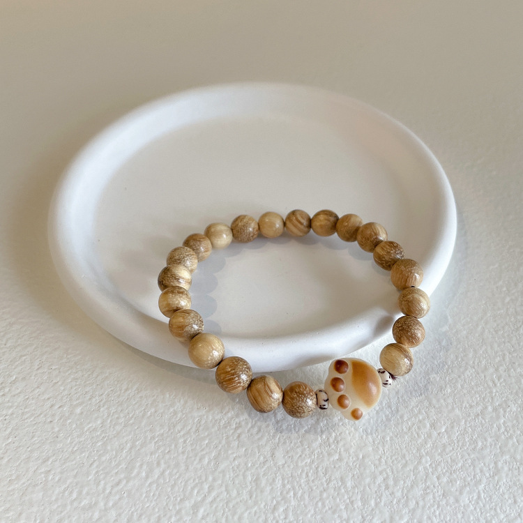 Niche Design Sense Wooden Little Meow Bracelet Female French Retro Personality