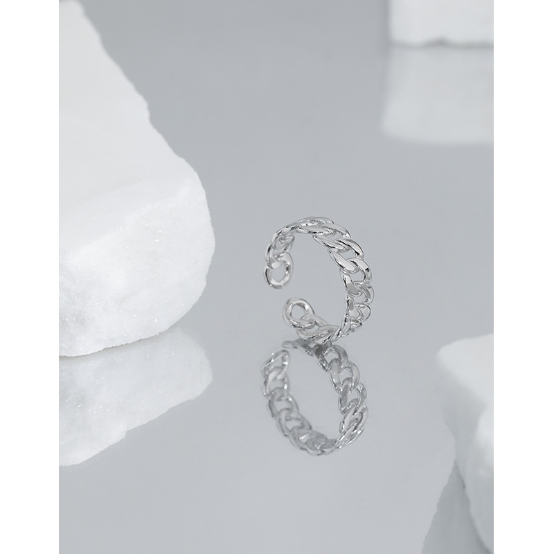 Minimalist All-match Twist Chain With A Sense Of Niche Design