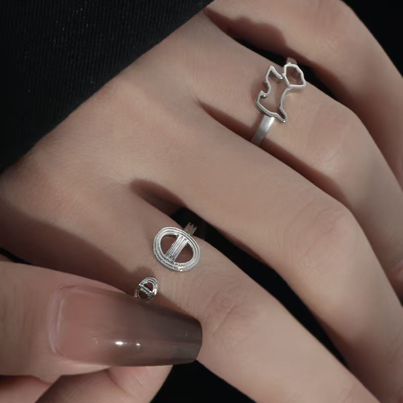 Western Ins Hollow Out Puppy Ring For Women, Niche Luxury Minimalist Tarnish Resistant Adjustable Cold Tone Open Finger Ring