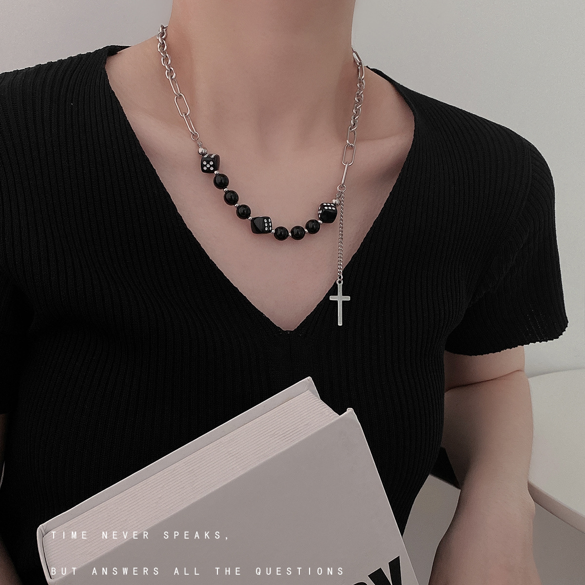 Small Design Sense Black Stitching Color Round Beads Dice Cross Necklace