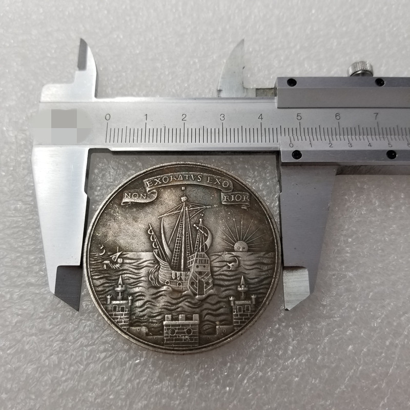 Cooperized Silver Antique Crafts Sweden Commemorative Coin - Image 5