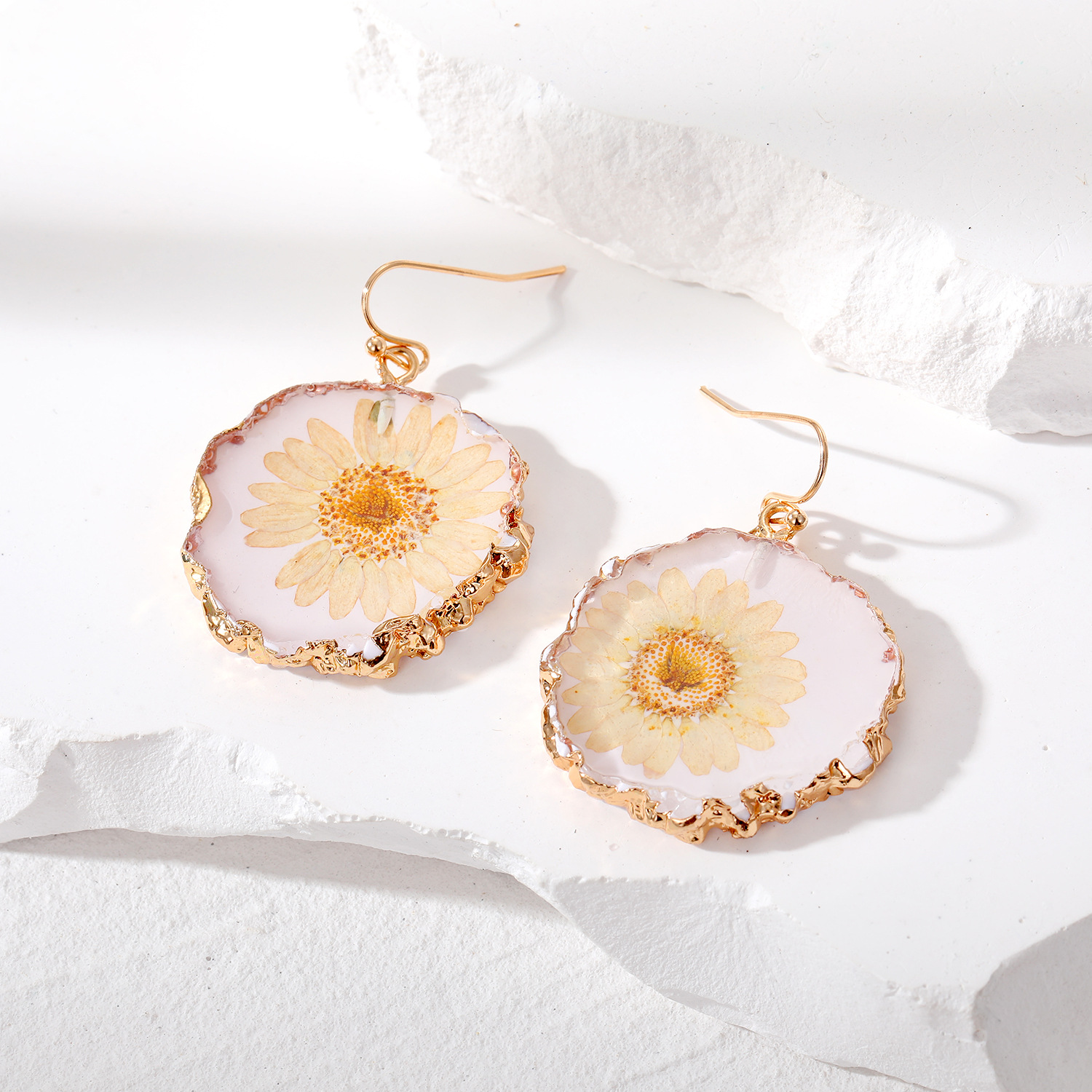 Original Daisy Dry Flower Earrings