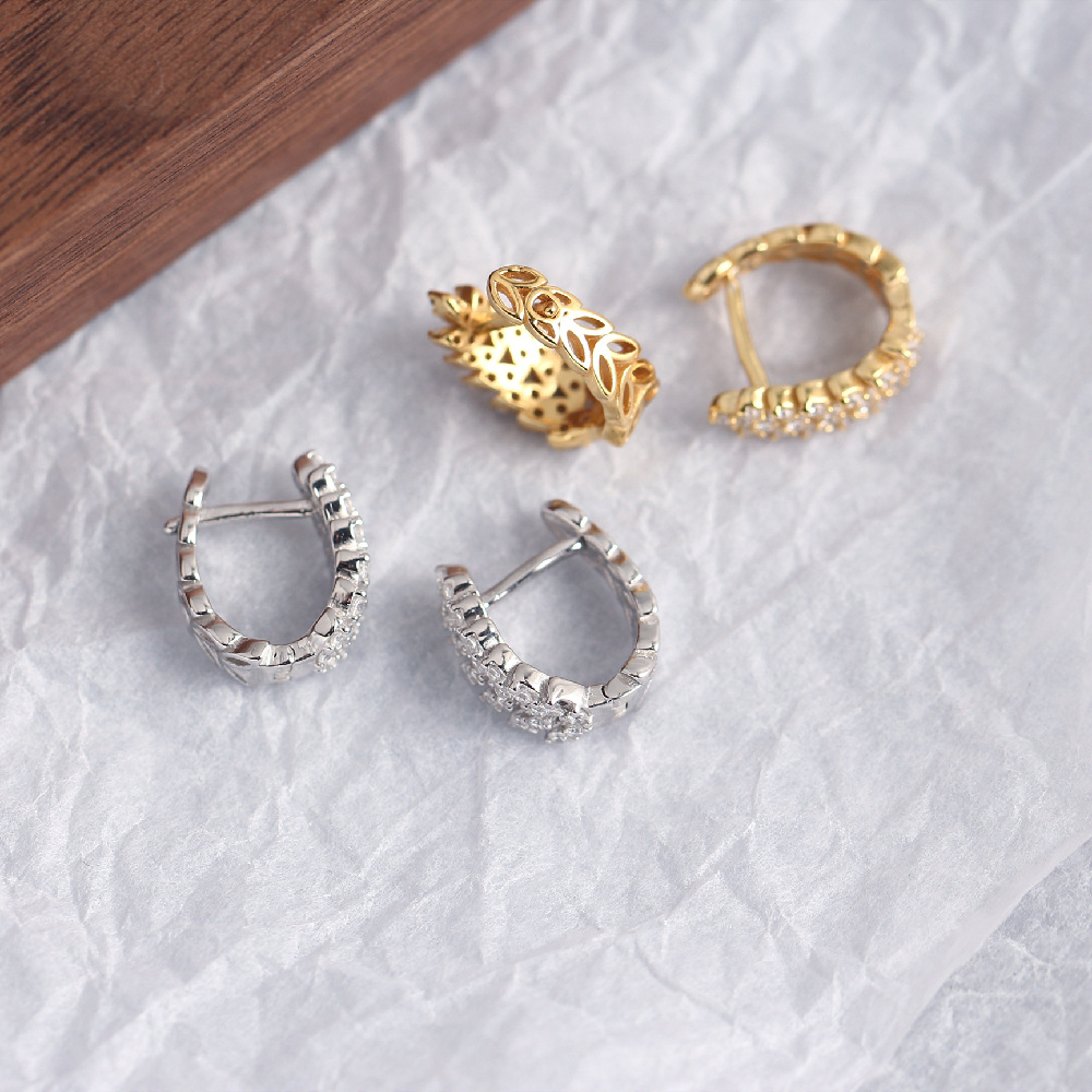 Women's European And American Light Luxury High-end Silver Earrings