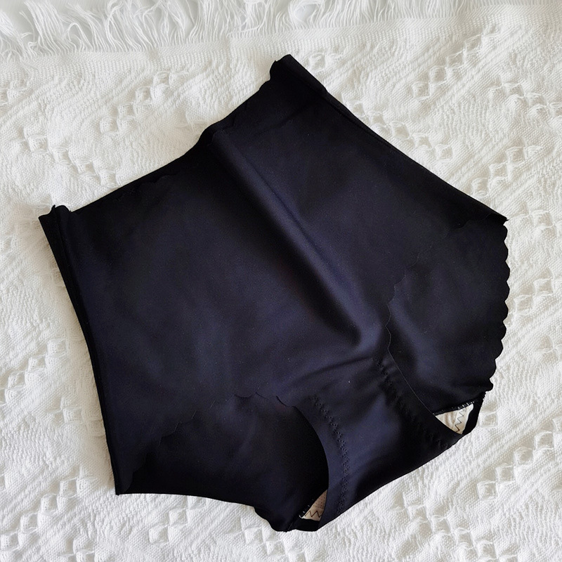 Title 6, Culotte en soie glacée sans couture, taille mi-...