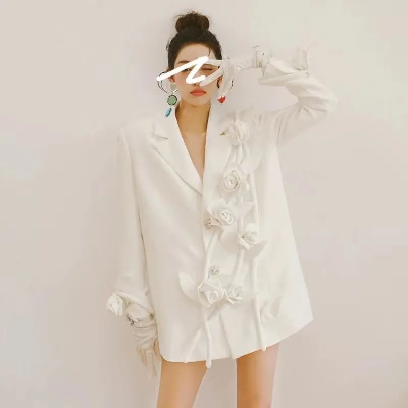 Women's White Three-dimensional Flower Loose Suit - White