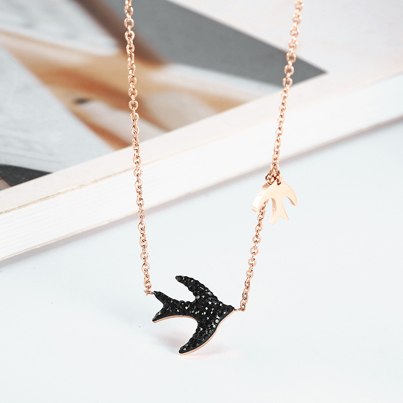 Sticky Diamond Black Swallow Clavicle Chain Women's Pendant