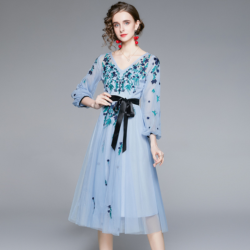 Mesh Embroidered Midi Dress, picture 3 of 8