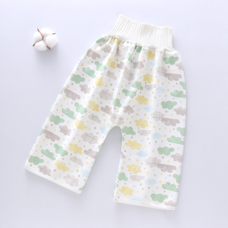 Diaper pants green