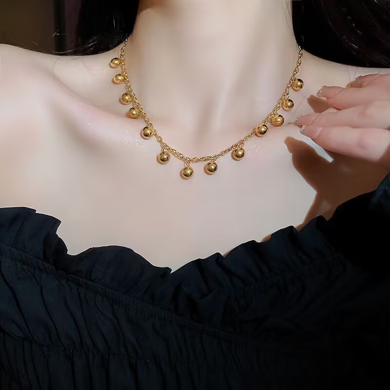 Women's Alloy Necklace Simple Plastic Ball Necklace