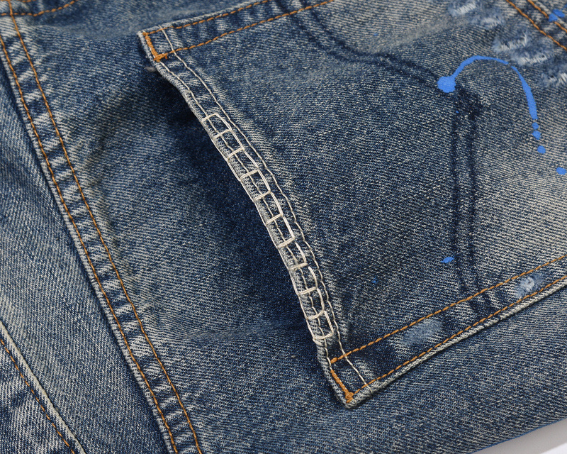 Title 3, Casual Jeans im High-Street-Style mit Katzen-Pr...