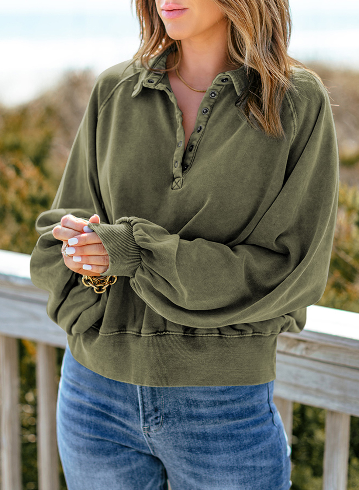 Long-sleeve Blue-dyed V-neck Pullover Sweatshirt