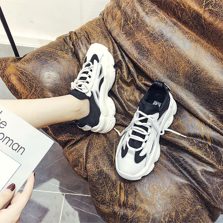 Women's Thin Lace-up Breathable Casual Sneakers - Black