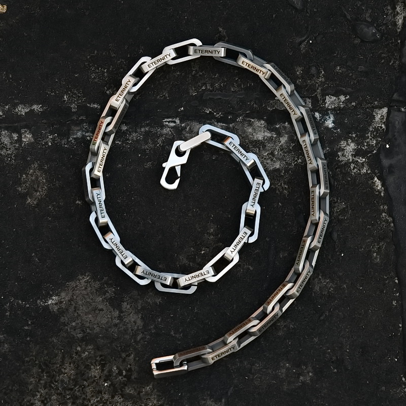 Frosted Engraved Thick Square Buckle Necklace