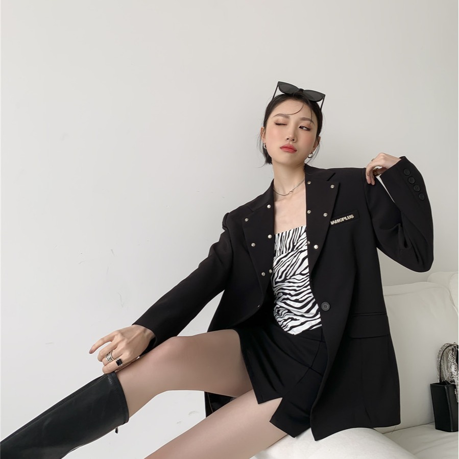 صدرية ضيقة قصيرة بسلسلة معدنية بنقشة الحمار الوحشي للنساء، داخلية وخارجية بدون أكمام