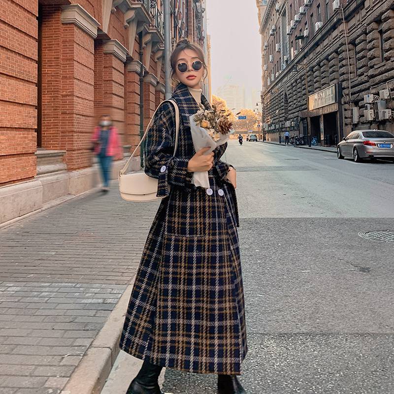 Women's Mid-length Thick Plaid Woolen Coat