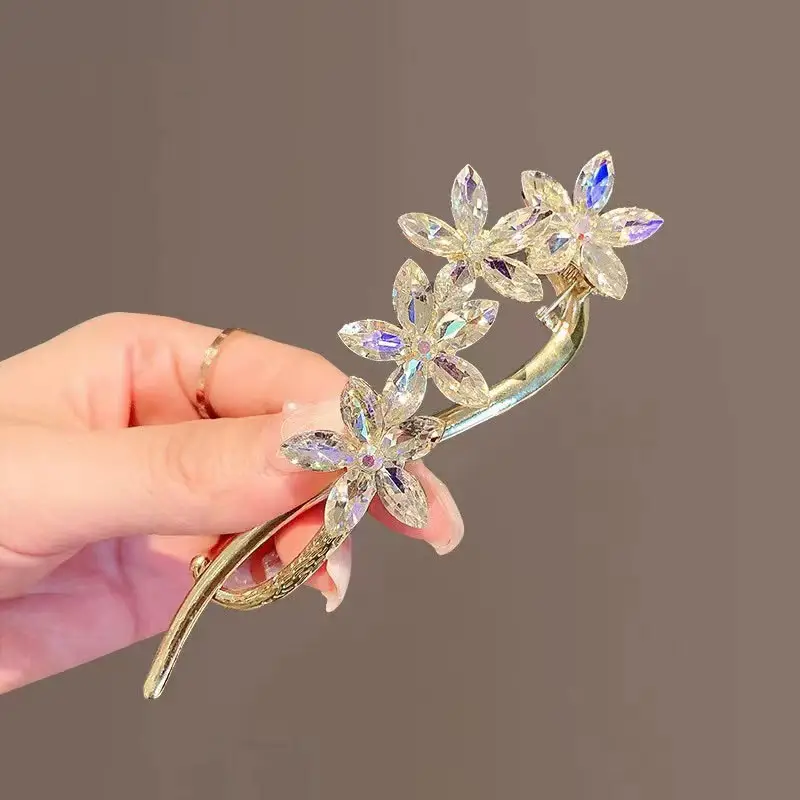 Super Fairy Temperament Crystal Flower Twister Clip Simple Personality
