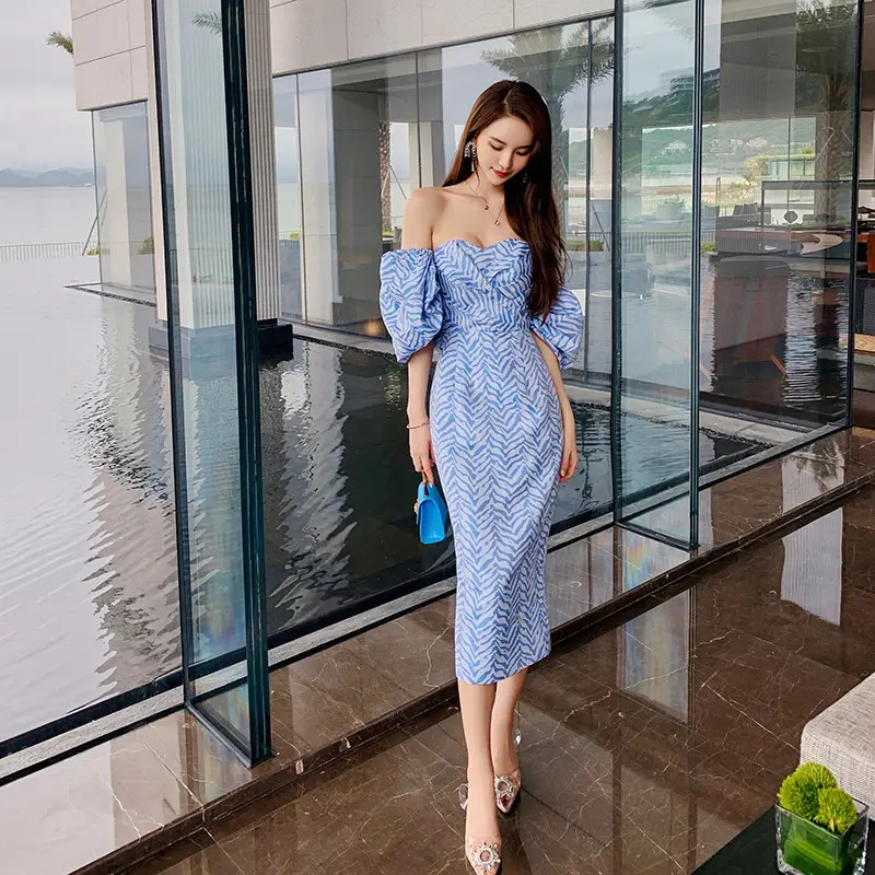 Women's Plunge One-piece Striped Puff Sleeve Dress