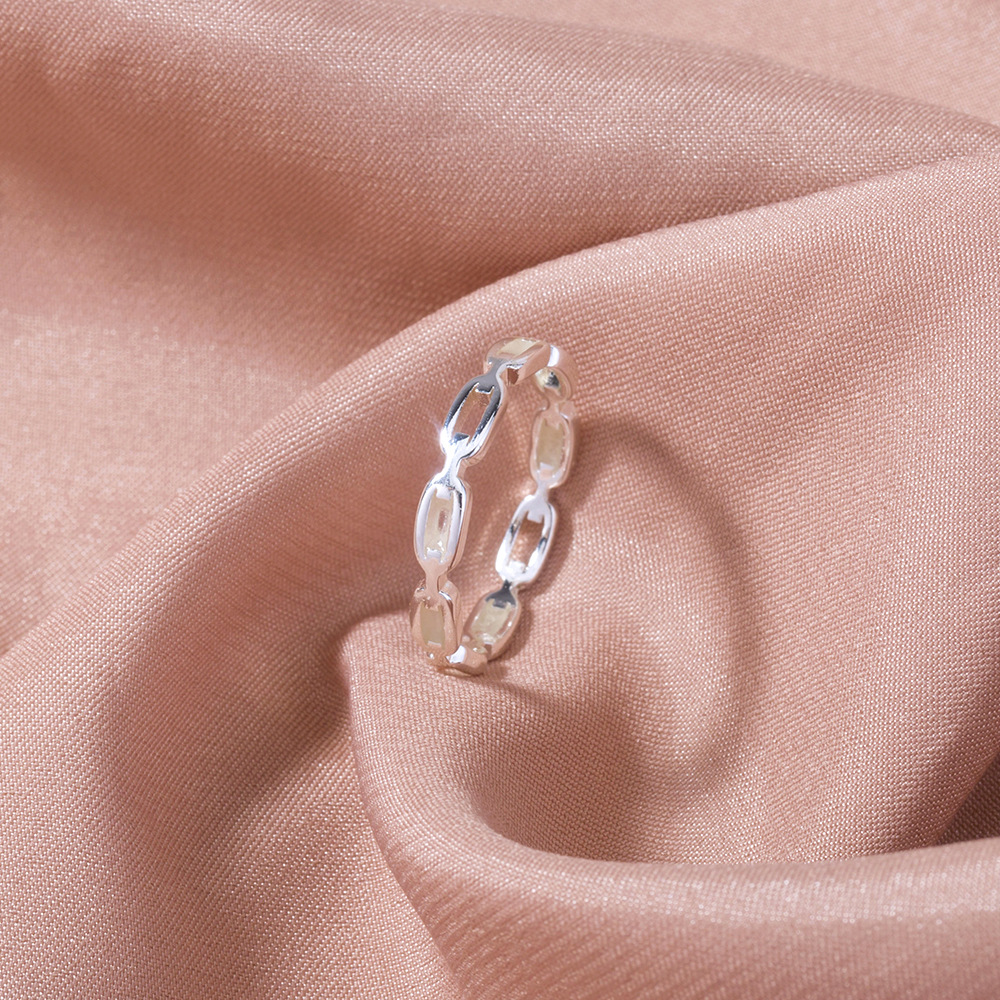 Retro Hollow Halloween Chain Ring Glow