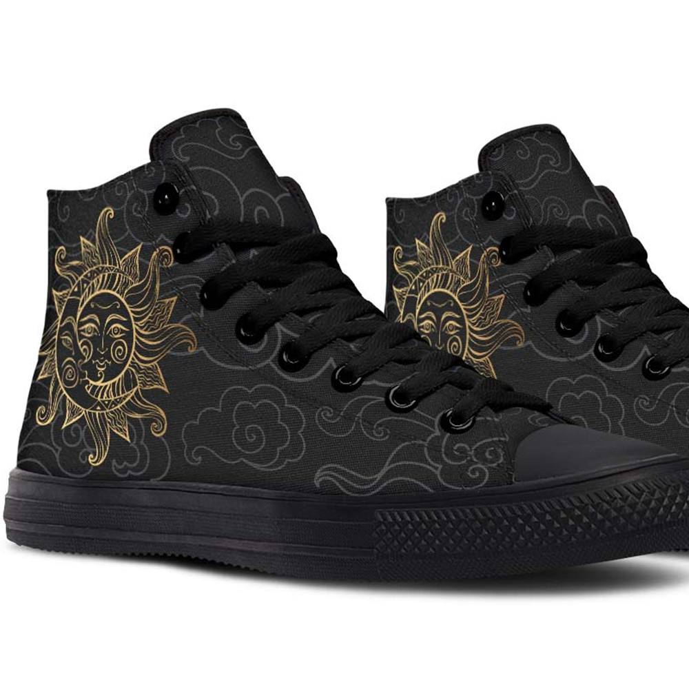 High Top Canvas Shoes For Printing Lovers