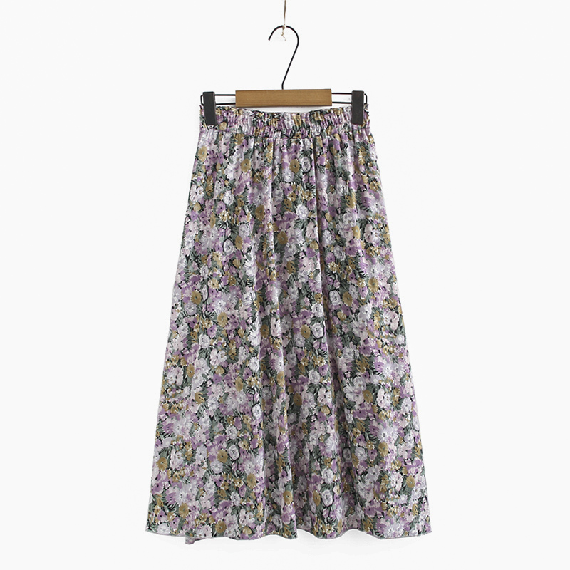 Title 8, Ladies plus size floral chiffon skirt, a stylis...