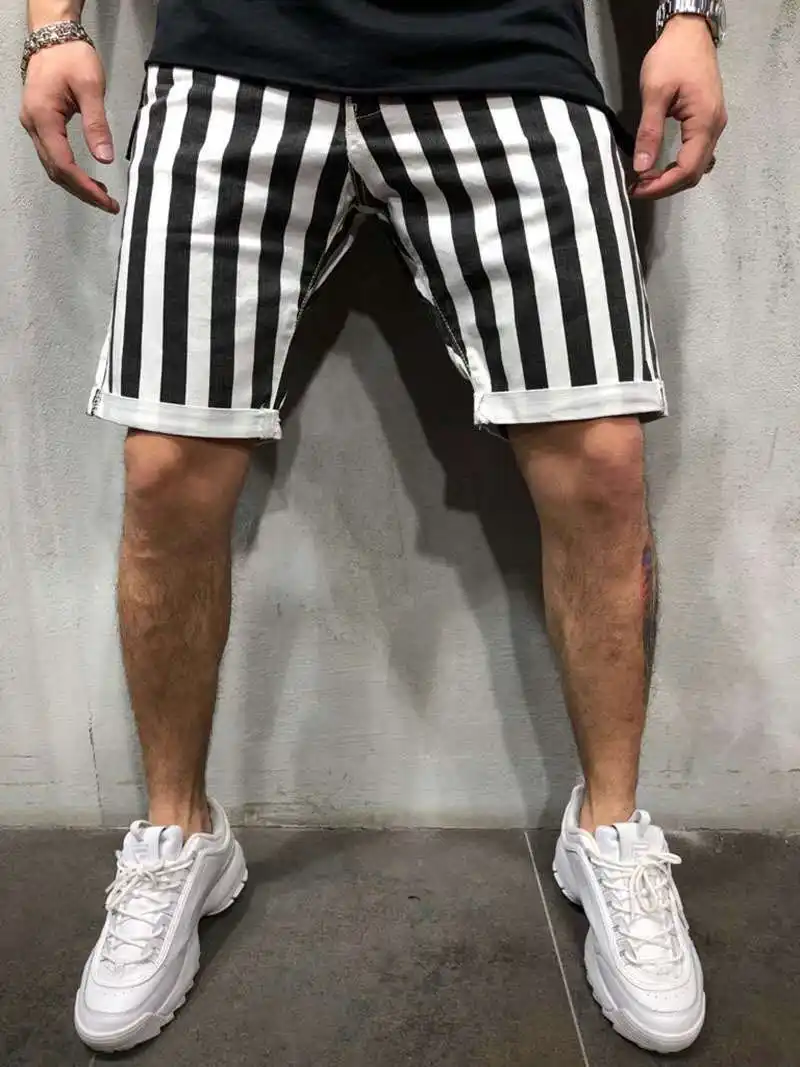 Casual Sports Pants Black And White Grid Striped Fitness Training Men's Short Pants