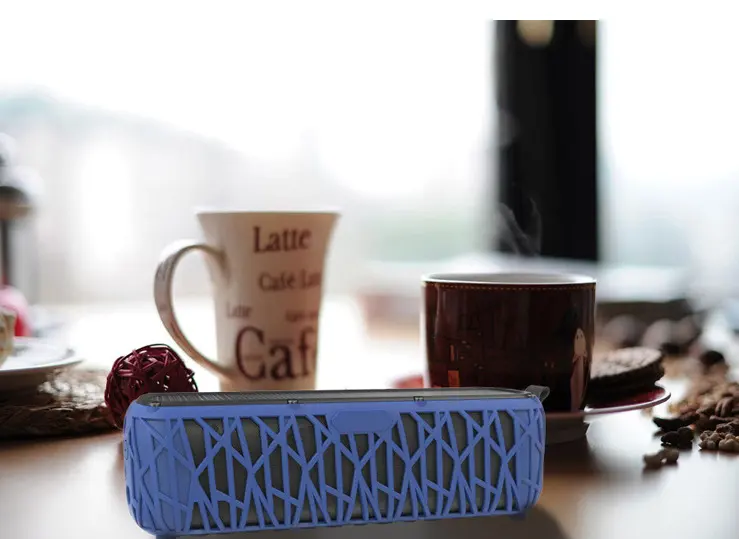 New T61 solar wireless speakers continue 60H