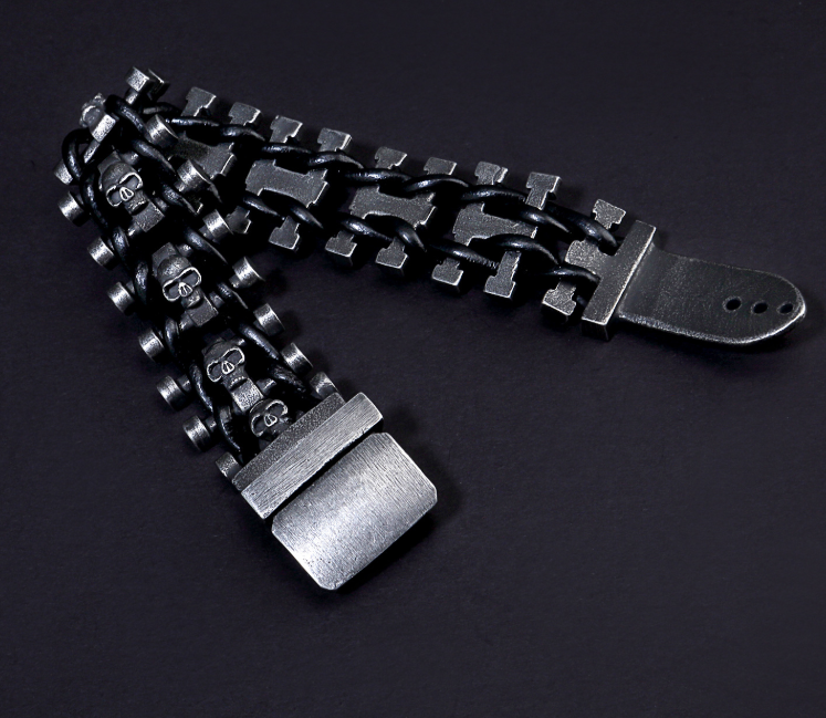 European and American men's stainless steel skull bracelet Domineering personality retro men's bracelet