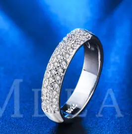 Elegant and rhodium-plated trend ring, Korean version of the best-selling high-quality inlaid zircon ring
