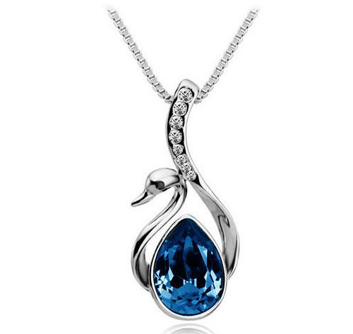 Short diamond drop crystal necklace - beautiful swan