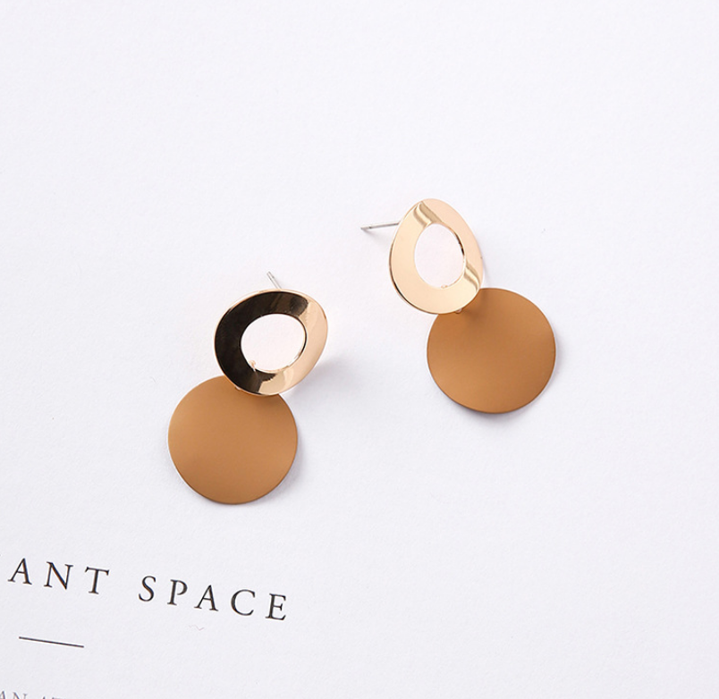 Japan and South Korea popular simple curved round geometry earrings Temperament simple hollow ring piece earrings earrings female