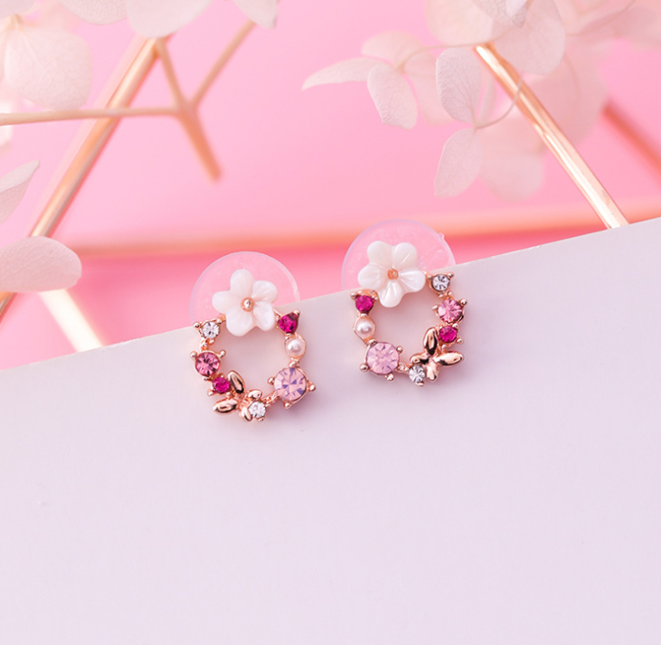 Sweet garland earrings color diamond shell girl cute butterfly earrings simple earrings