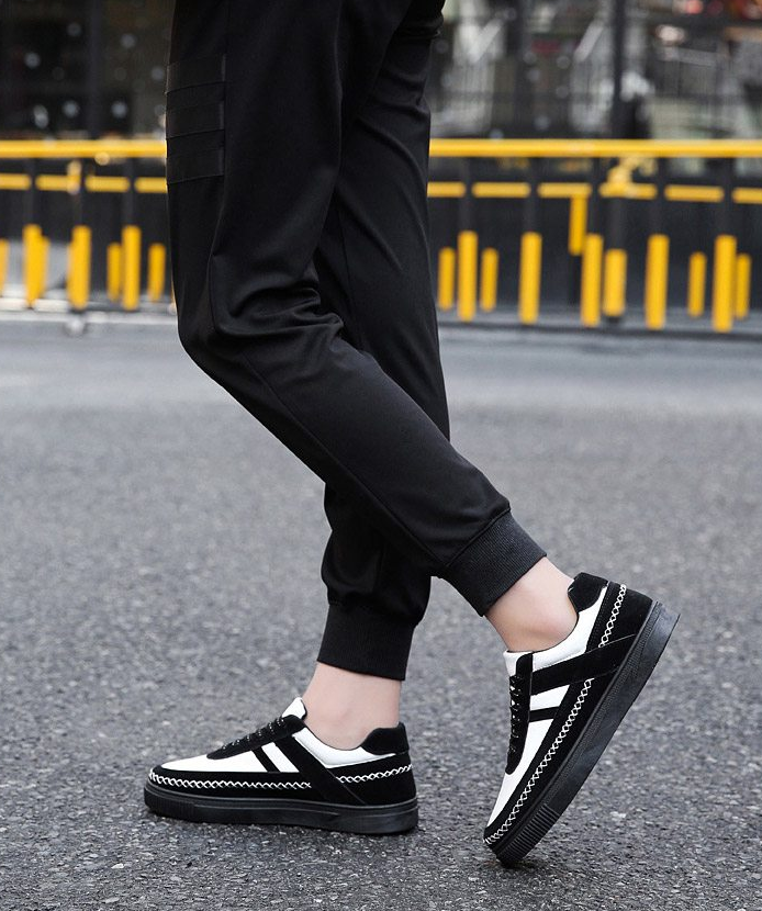 Low-Top Fitness Sneakers, picture 3 of 5