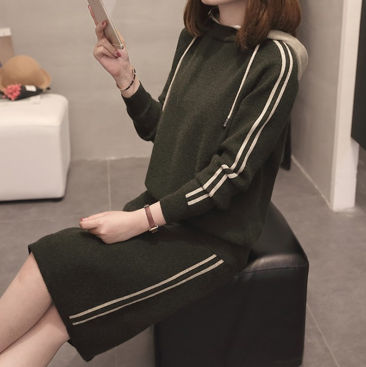 Sweater Women's Two-Piece Fashion Hooded Sweater Bag Hip Skirt Pullover