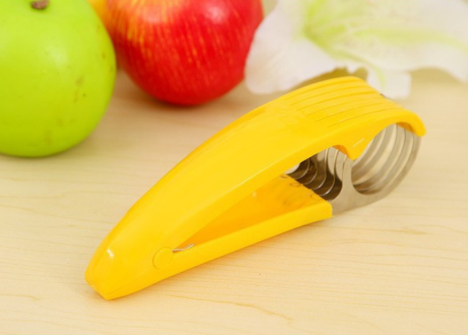 Banana slicer disassembled