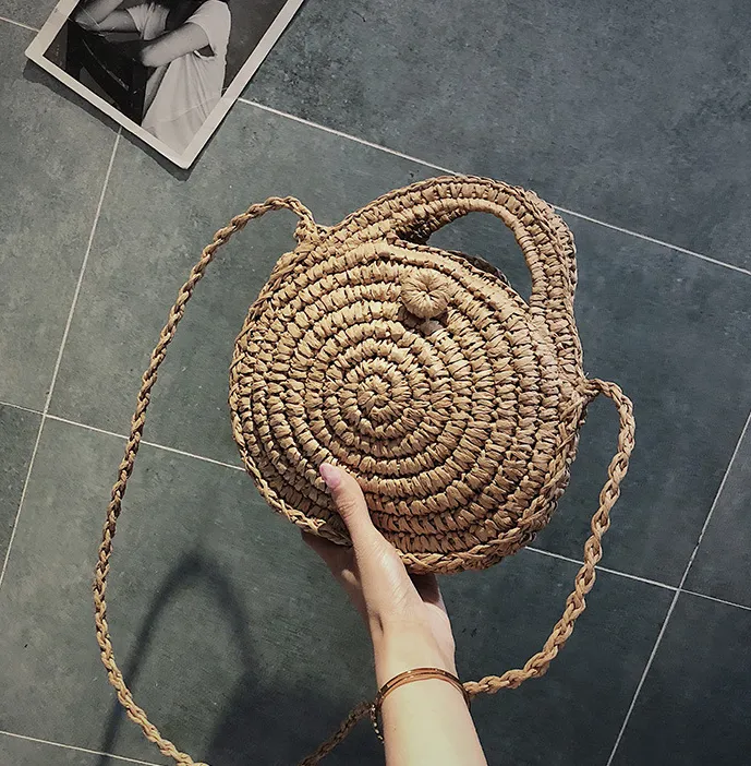 The same paragraph straw bag Korean style chic hand-woven circular straw beach holiday portable diagonal package - Coffee