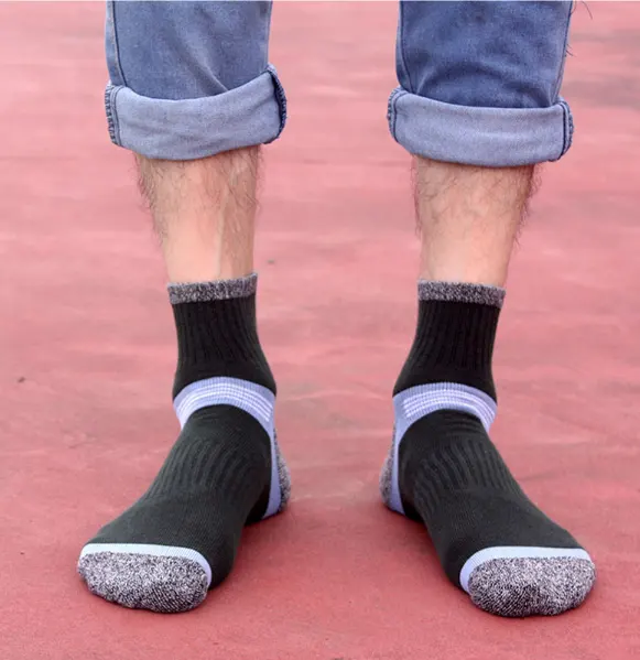 Men Socks Conventional Sports Breathable Sweat Absorbing Deodorant Cotton