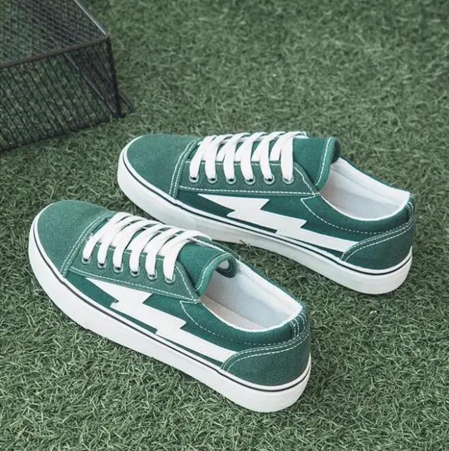Flat bottom hook sports lightning cloth shoes Green - Shop at LoveMi