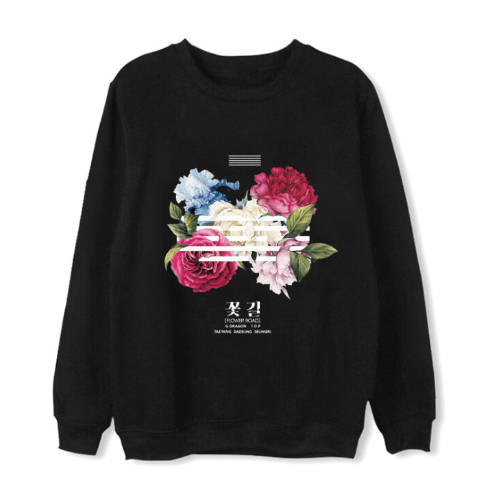 Quan Zhilong with the round neck loose sweater