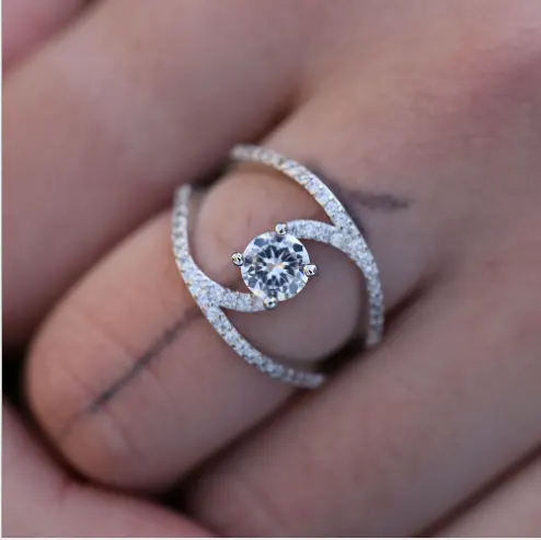 Fashionable Gorgeous Zircon Curved Rings Women's Engagement Wedding