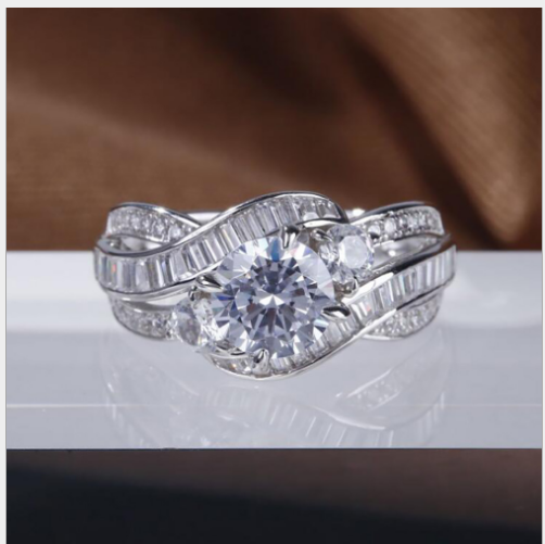 Fashion Europe and America Zircon Ring Crystal Couple Ring